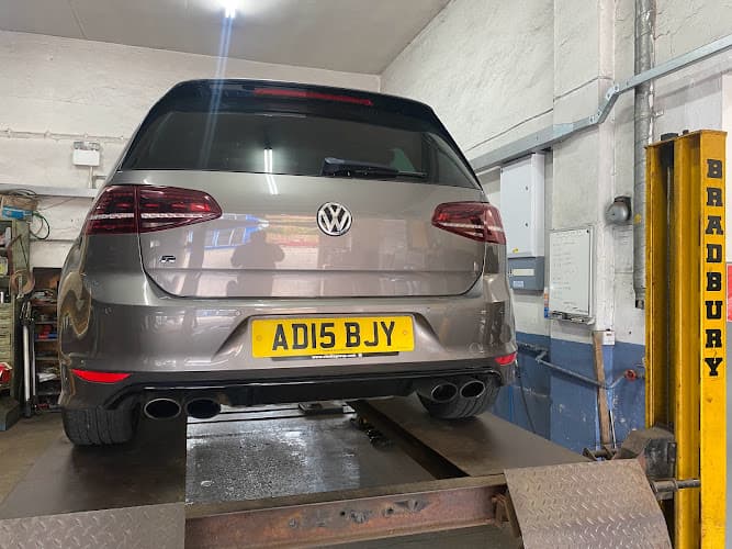 Business listing image